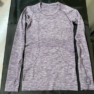 Lululemon Run Swiftly L/S - Purple - Size 4